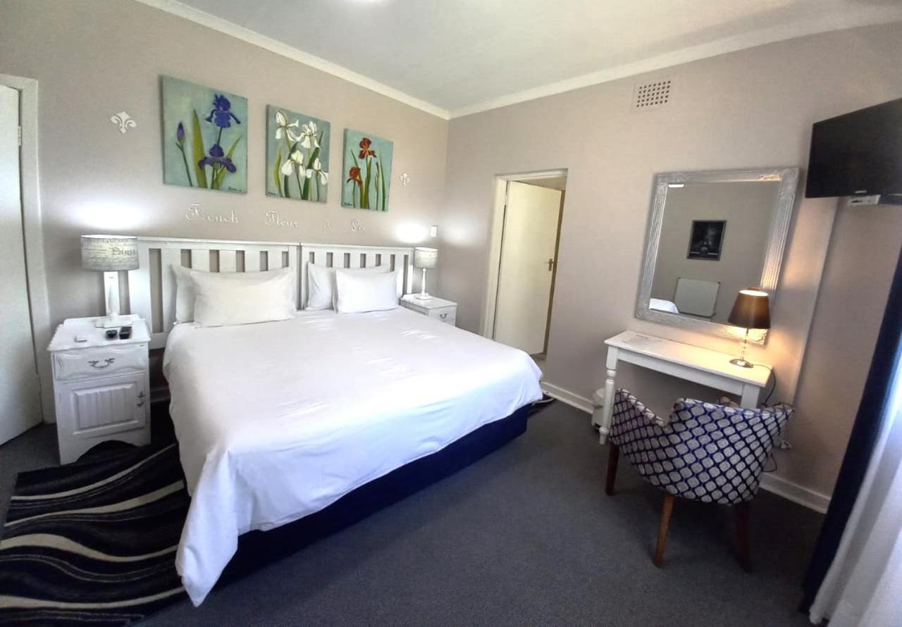 Chez Nous Bed And Breakfast & Self Catering Dundee Dış mekan fotoğraf